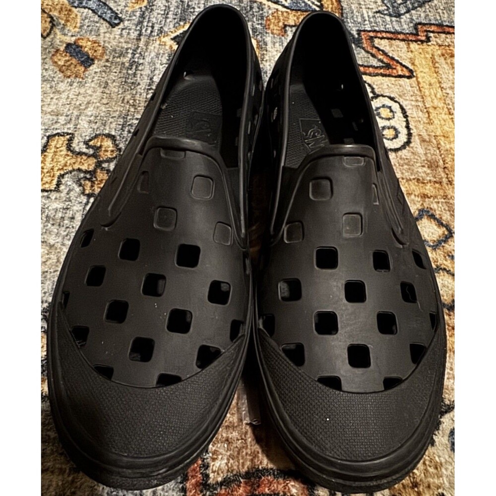 Vans Off The Wall Trek M8 W9.5 Sturdy Rubber Activewear/Water SlipOn Shoe